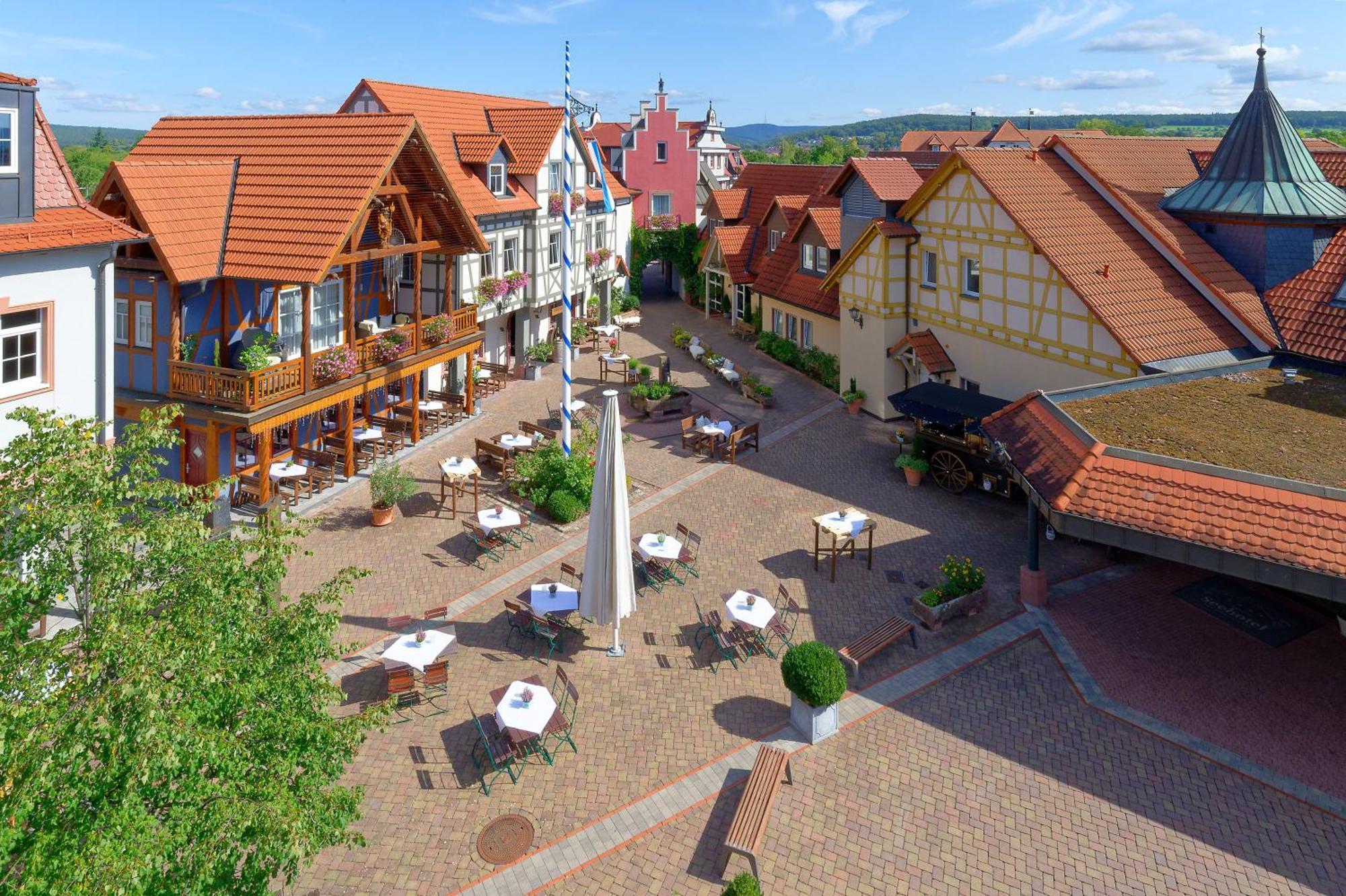 Seehotel Niedernberg - Das Dorf Am See Экстерьер фото